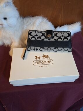 Coach Black & Cream Signature Zip Wallet with Leather Trim
